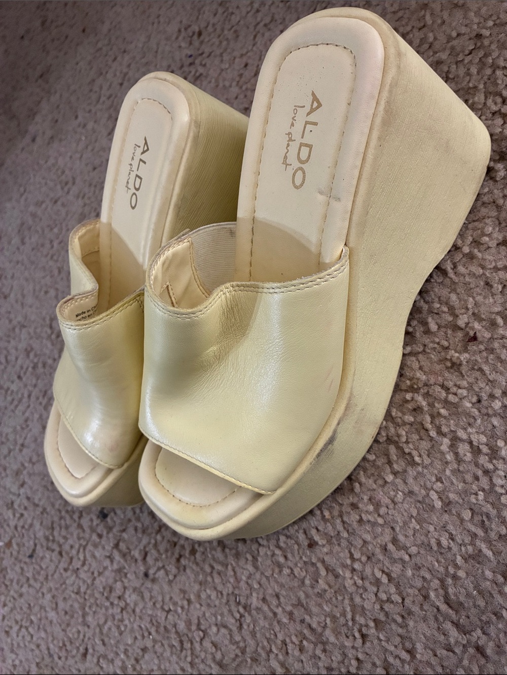 ALDO Pale Yellow Platform Wedge Slide Sandals